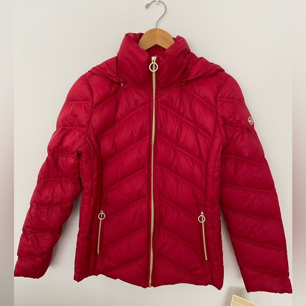 Michael Kors’ lady hooded packable down puffer coat